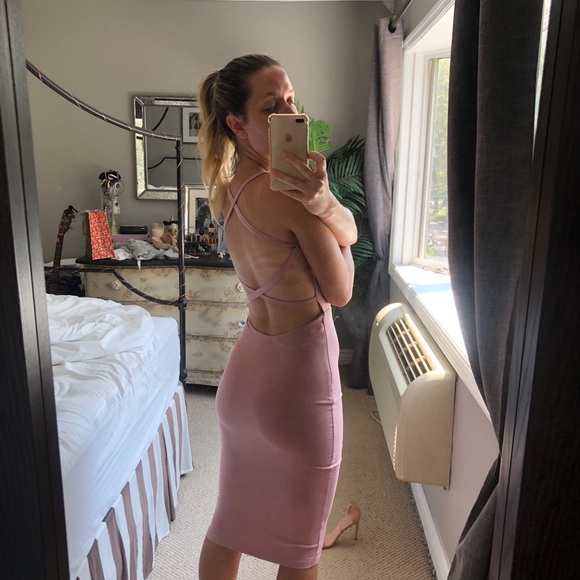 by the way Reigh Strappy Midi Dress in Mauve - Picture 4 of 4